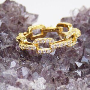 Elegant Gold and Silver Women's Ring